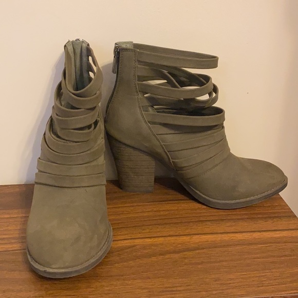 Green Booties - Picture 2 of 4